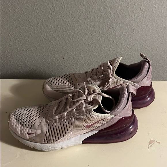 Nike Air Max 270 Light Pink and Burgundy Sneakers - Picture 1 of 4